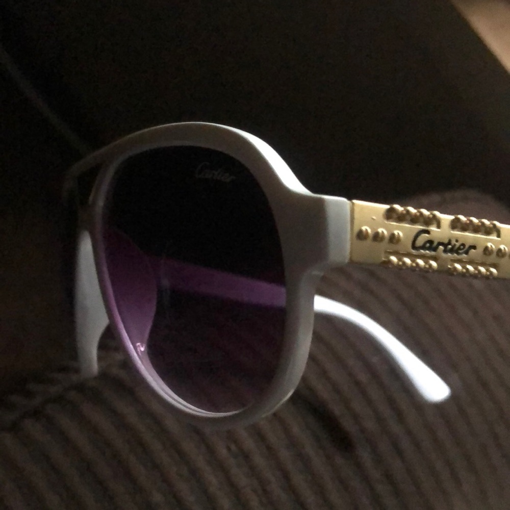 Shades - Picture 4 of 4